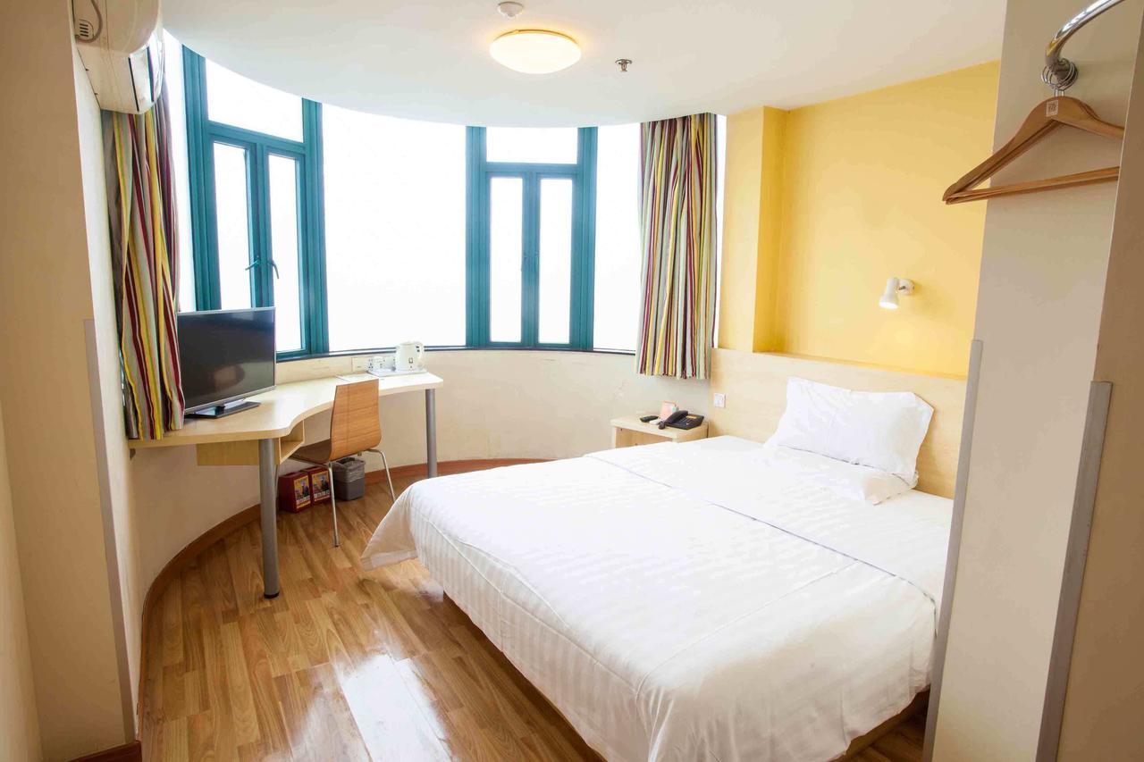 7Days Inn Wuhan Zhuankou Development Zone Jianghan University Pokój zdjęcie