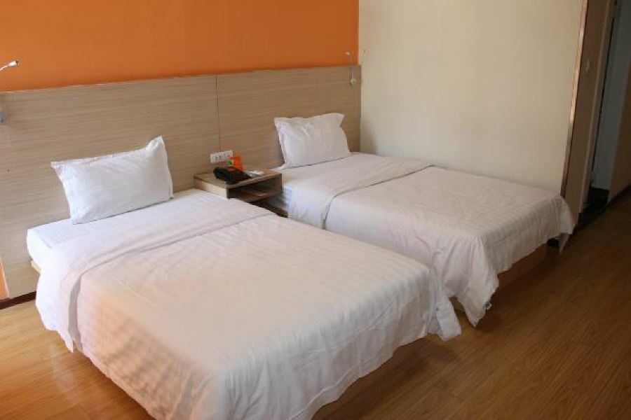 7Days Inn Wuhan Zhuankou Development Zone Jianghan University Zewnętrze zdjęcie