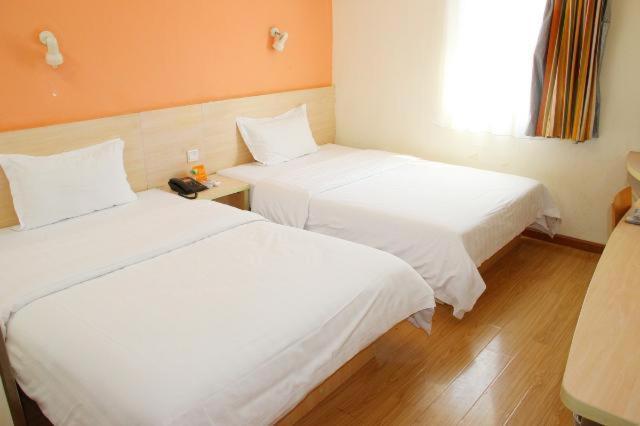 7Days Inn Wuhan Zhuankou Development Zone Jianghan University Zewnętrze zdjęcie